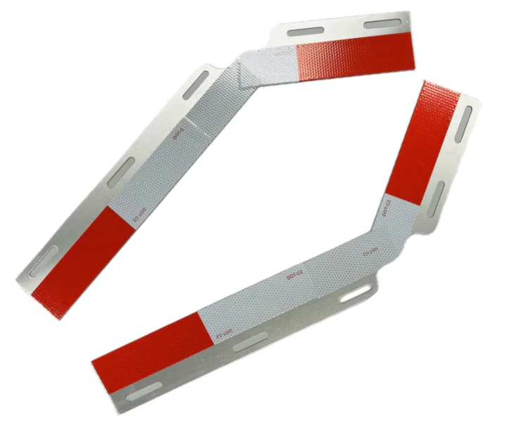 Elite Truck Parts Aluminum Conspicuity Plate Set - Angled | ETP-RT35